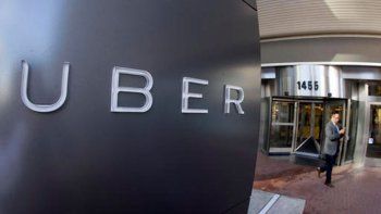 Uber ofrecerá taxis con autos autónomos