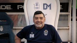 Ofrecieron mucho dinero por el sillón que usó Maradona
