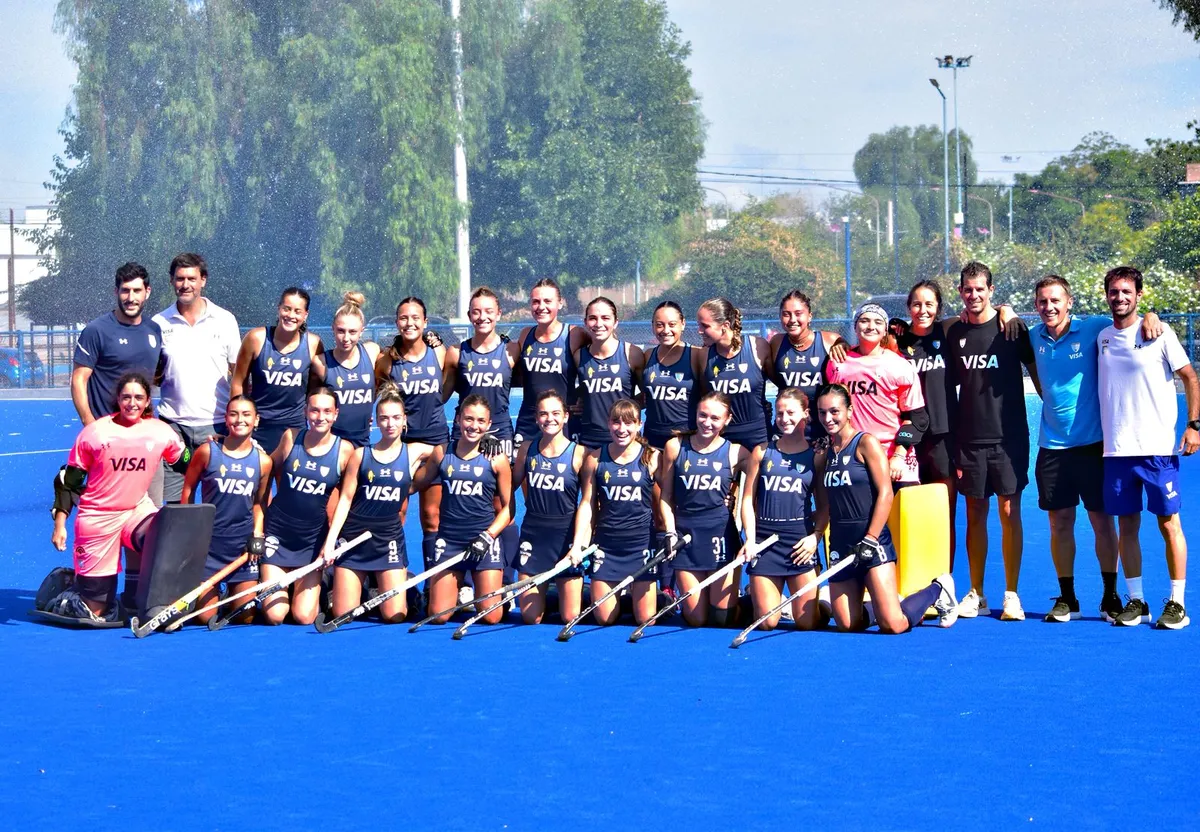 Las campeonas del Torneo Vendimia son Las Leoncitas.