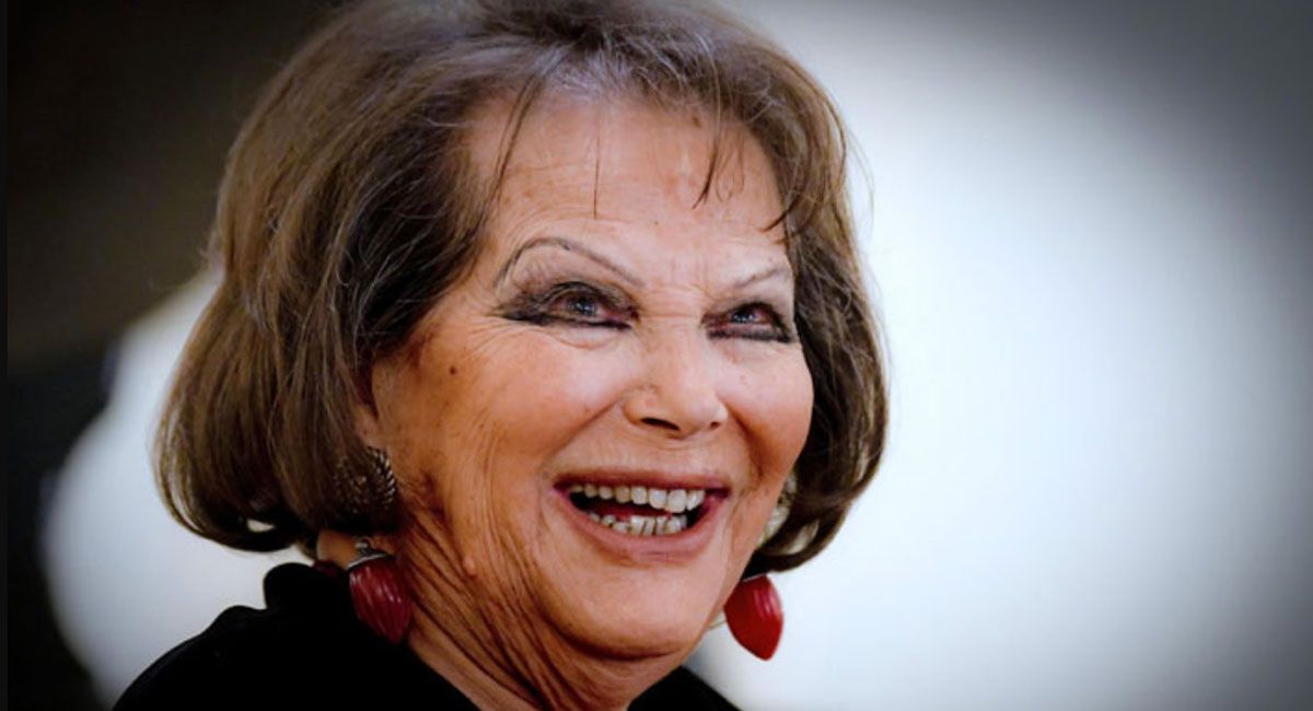 La legendaria actriz Cladia Cardinale, figura saliente del cine italiano, murió a los 87 años cerca de París, rodeada de sus seres queridos. La legendaria actriz Cladia Cardinale, figura saliente del cine italiano, murió a los 87 años cerca de París, rodeada de sus seres queridos.