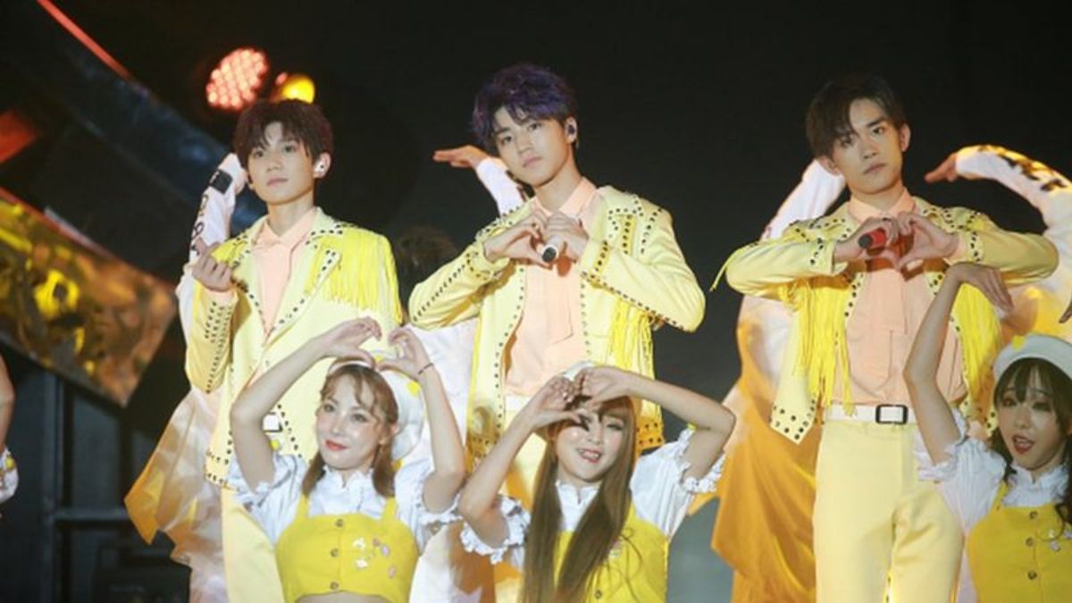 En China, el gobierno combate la feminización de los hombres.