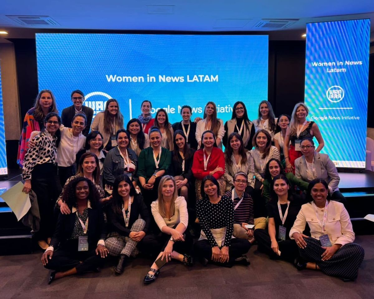 La periodista mendocina en una foto grupal con el resto de las becarias de Google News Initiative, esta semana en Bogotá, Colombia. La periodista mendocina en una foto grupal con el resto de las becarias de Google News Initiative, esta semana en Bogotá, Colombia.