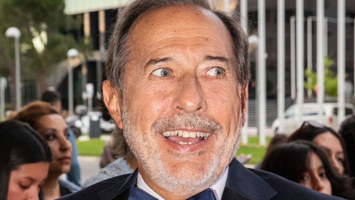 El actor Guillermo Francella interpreta a Arturo Silva en la película de Netflix.