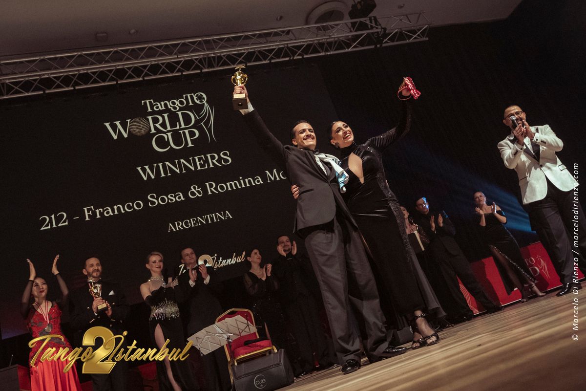 Por haber ganado el certamen en Tango Escenario, la pareja de bailarines mendocina volverá al Mundial de Estambul el año que viene pero en calidad de maestros. Por haber ganado el certamen en Tango Escenario, la pareja de bailarines mendocina volverá al Mundial de Estambul el año que viene pero en calidad de maestros.