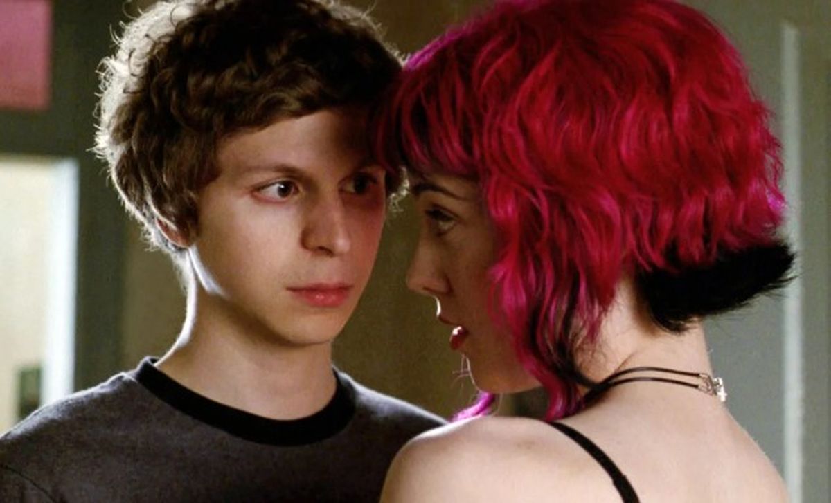 La actriz comparte la película con Michael Cena, un excelente actor de comedia. La actriz comparte la película con Michael Cena, un excelente actor de comedia.