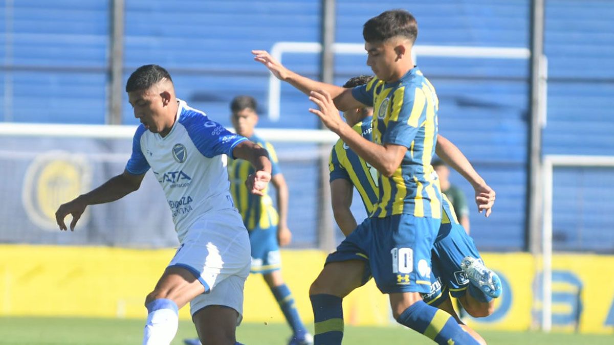 Méndez no haría cambios en el Tomba para jugar con Central