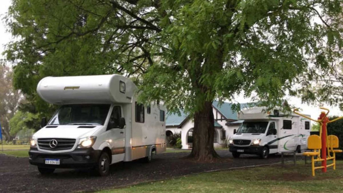 Viajar en motorhome por la Argentina es una opción turística que cada vez más eligen los argentinos Viajar en motorhome por la Argentina es una opción turística que cada vez más eligen los argentinos