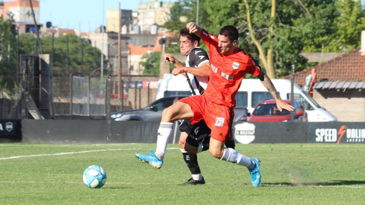 Gimnasia logró tres puntos de oro en su visita a Riestra