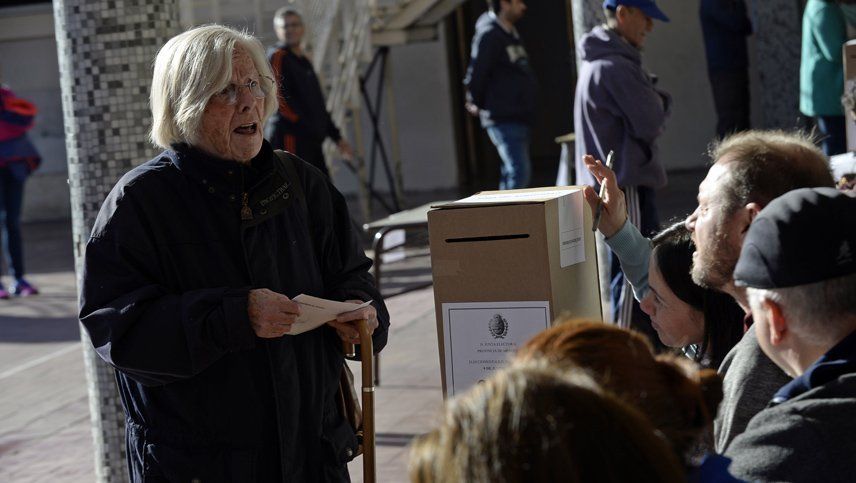 Cómo impactarán la polarización y los arrastres en las Paso del 11 de agosto
