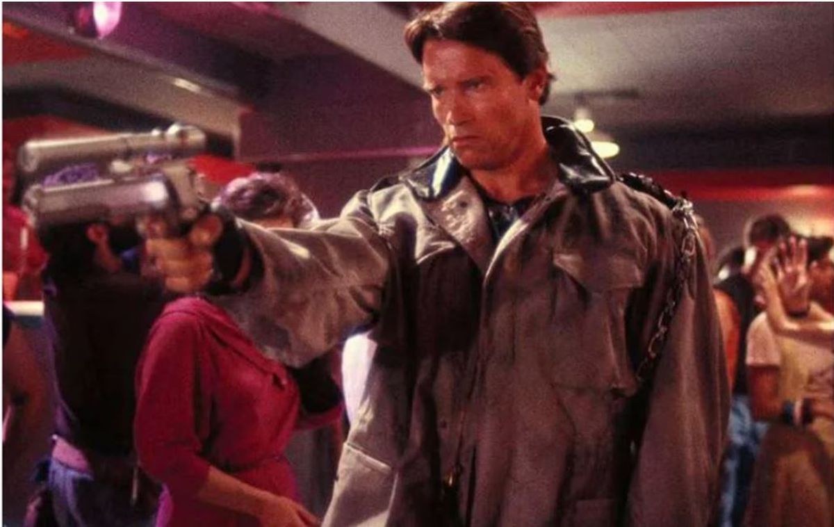 Tremenda película. El film de 1984 tenía como protagonista al campeón mundial de fisicoculturismo, Arnold Schwarzenegger. Tremenda película. El film de 1984 tenía como protagonista al campeón mundial de fisicoculturismo, Arnold Schwarzenegger.