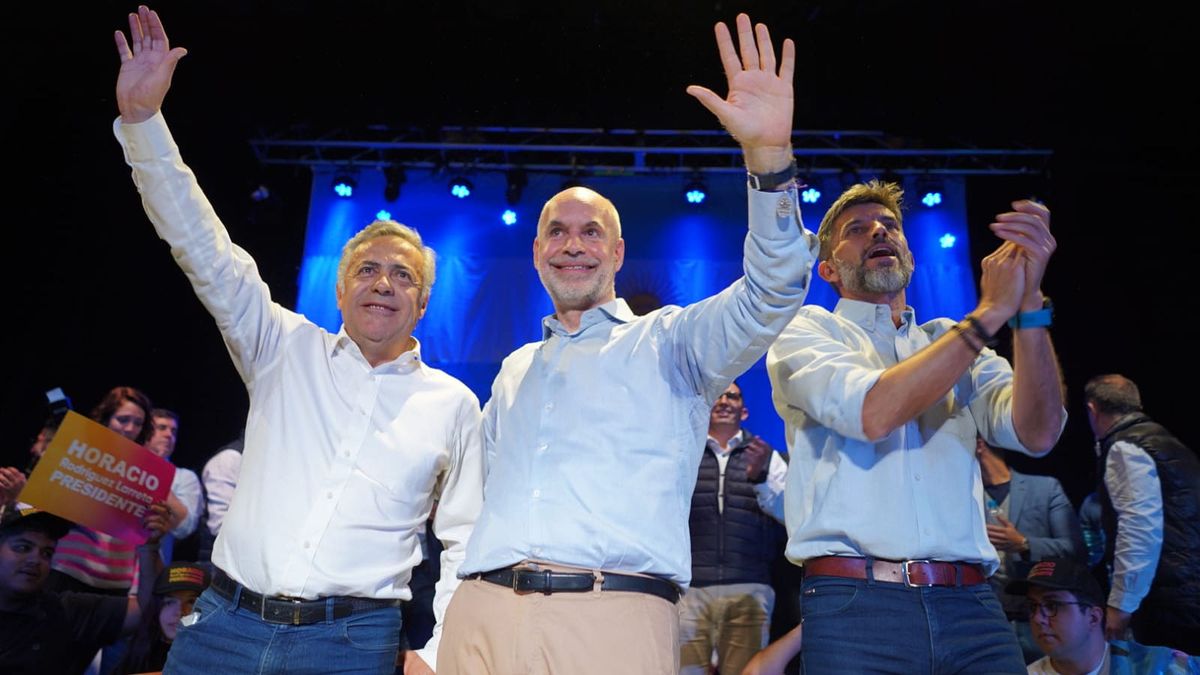 Cornejo, Larreta y Suarez, el jueves en que el jefe de Gobierno visitó Mendoza. Cornejo, Larreta y Suarez, el jueves en que el jefe de Gobierno visitó Mendoza.