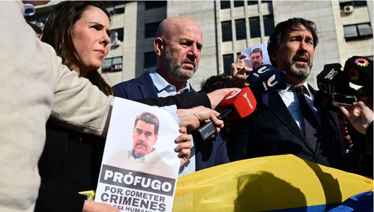 El reclamo de Waldo Wolff para que Nicol&aacute;s Maduro responda ante la justicia argentina.