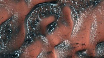 Así se forma la nieve en Marte