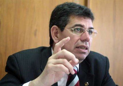 Guillermo García. Guillermo García.