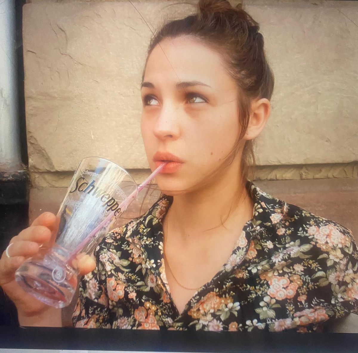 En su adolescencia en Mendoza, la actriz se escapaba del colegio para ir a ver películas al cine Universidad. A los 20 decidió partir a Francia. En su adolescencia en Mendoza, la actriz se escapaba del colegio para ir a ver películas al cine Universidad. A los 20 decidió partir a Francia.