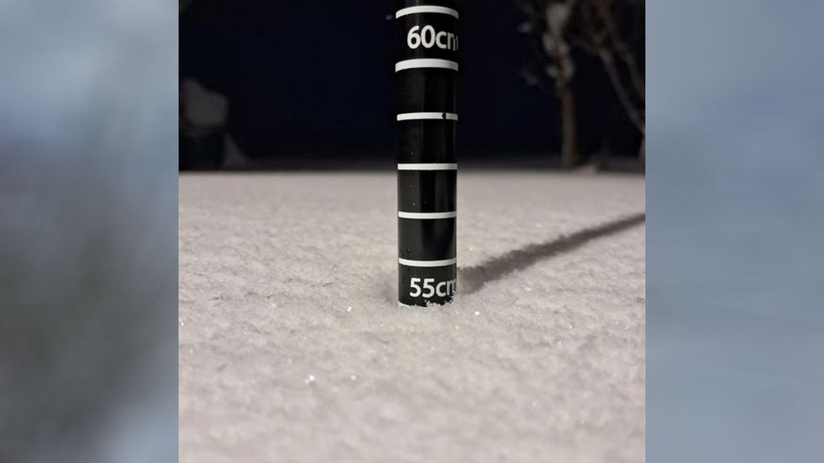 Las nevadas de la semana pasada fueron suficientes para acumular casi un metro de nieve en Los Puquios. Las nevadas de la semana pasada fueron suficientes para acumular casi un metro de nieve en Los Puquios.