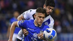Vélez superó con lo justo a Talleres en la Copa Libertadores.