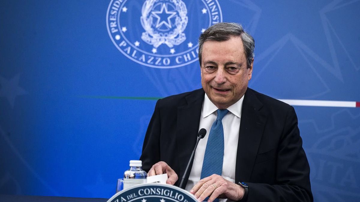 El primer ministro italiano Mario Draghi se quedó sin apoyo en el Parlamento y decidió presentar su renuncia