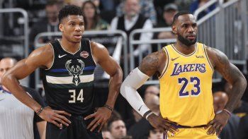 Milwaukee Bucks venció a los Lakers en el 