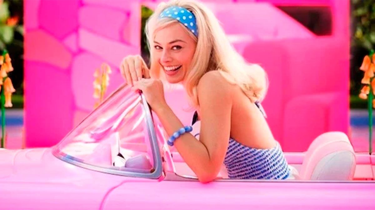 Margot Robbie excels "barbie",