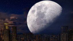 Deslumbrantes imágenes de la enorme superluna en cámara rápida