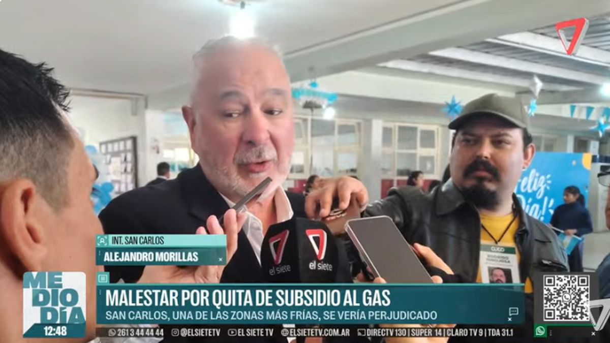 El intendente de San Carlos, Alejandro Morillas, viajará a Buenos Aires para defender que su comuna conserve el beneficio de Zona Fría. El intendente de San Carlos, Alejandro Morillas, viajará a Buenos Aires para defender que su comuna conserve el beneficio de Zona Fría.