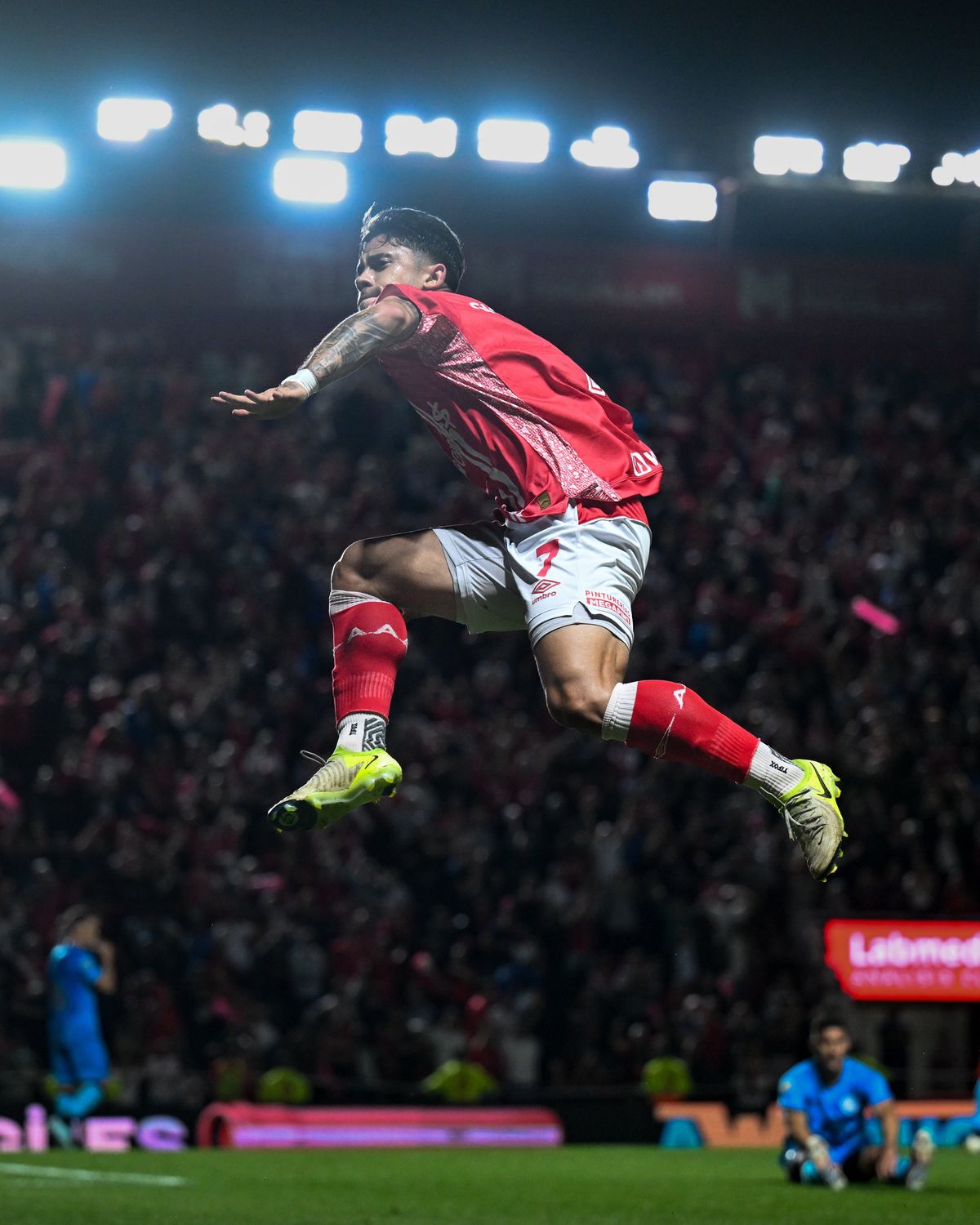 Argentinos Juniors se está metiendo en la Copa Libertadores 2026 y dejando afuera a River.