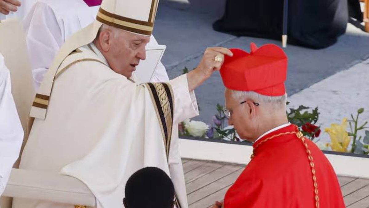 El papa Francisco y Robert Prevost, nuevo papa León XIV, mantuvieron una relación de extrema confianza. El papa Francisco y Robert Prevost, nuevo papa León XIV, mantuvieron una relación de extrema confianza.