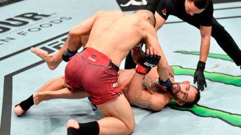 Ponzinibbio recibió un duro nocaut en su regreso a la UFC