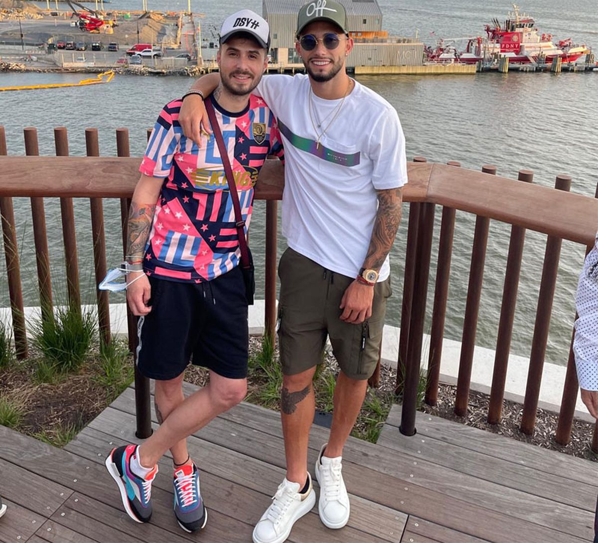 Castellanos y su hermano Marcos. Castellanos y su hermano Marcos.