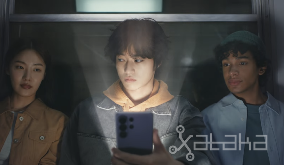 Esta nueva herramienta oscurece la pantalla de tu teléfono ante la mirada de terceros. Foto: Xataka