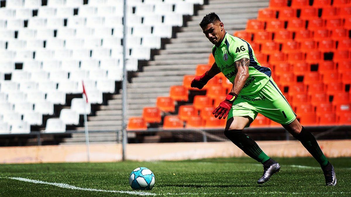 Emir Basabe se fue del Globo y vuelve a San Martín. Foto: Osvaldo Gagliardi
