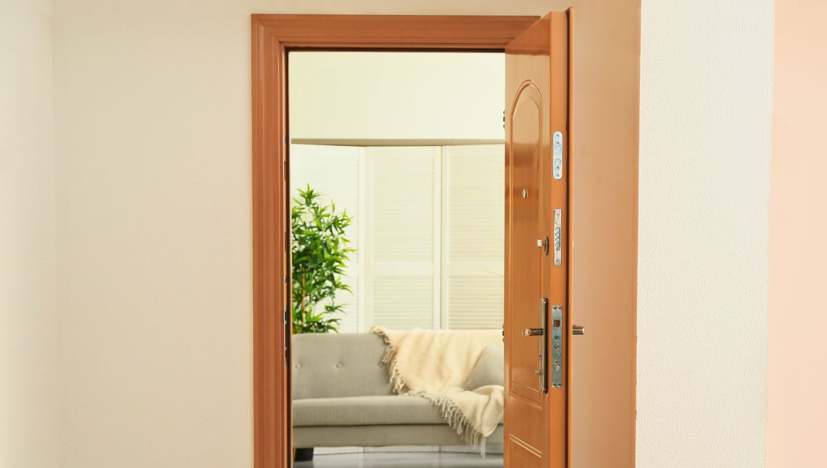 Los portazos pueden ser muy molestos, peligrosos para los niños y pueden arruinar las puertas. Los portazos pueden ser muy molestos, peligrosos para los niños y pueden arruinar las puertas. 