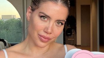 Wanda Nara se separó y reventó las redes mostrándose en bikini colaless Wanda Nara se separó y reventó las redes mostrándose en bikini colaless