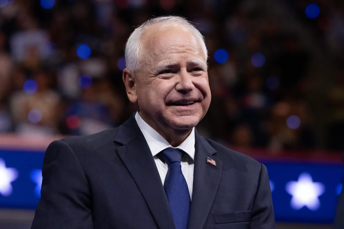 El gobernador de Minesota Tim Walz, crítico de Donald Trump, prometió defender el programa (Archivo). Crédito: EFE/Michael Reynolds. El gobernador de Minesota Tim Walz, crítico de Donald Trump, prometió defender el programa (Archivo). Crédito: EFE/Michael Reynolds.