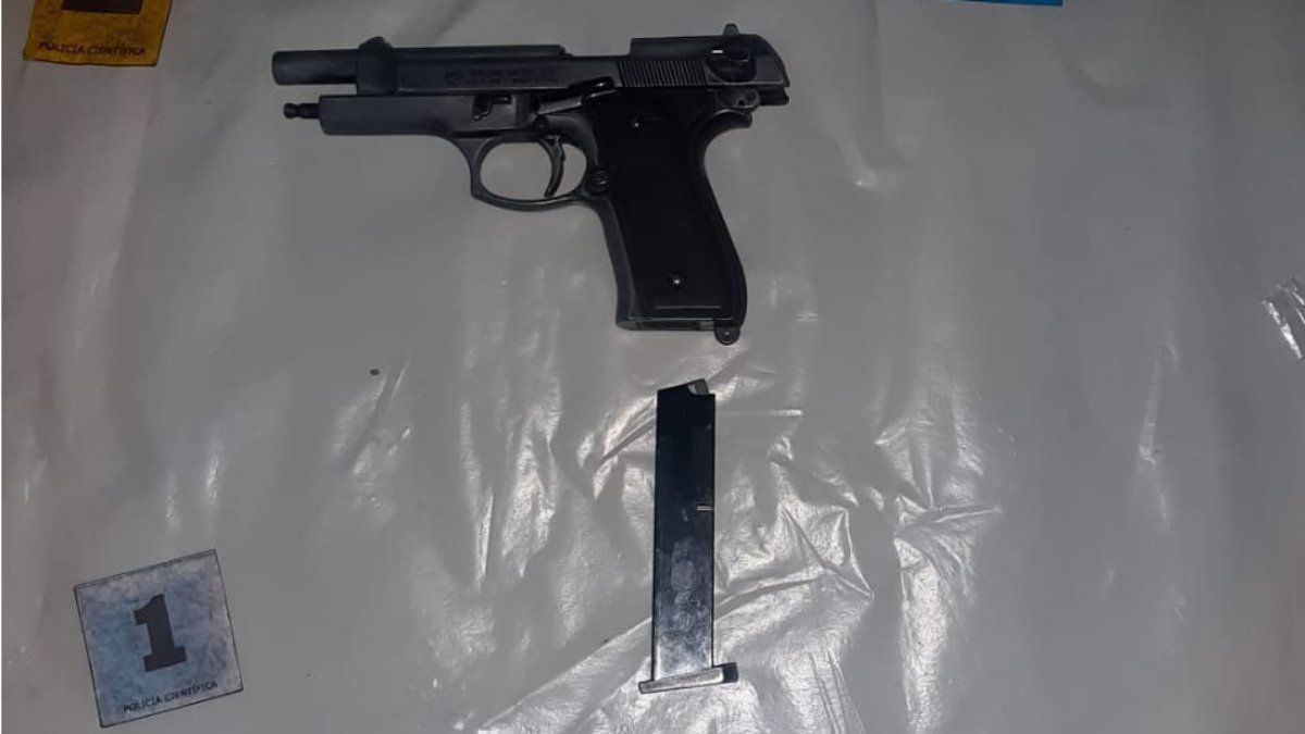 Cayeron tras cometer un robo en Maipú disfrazados de policías