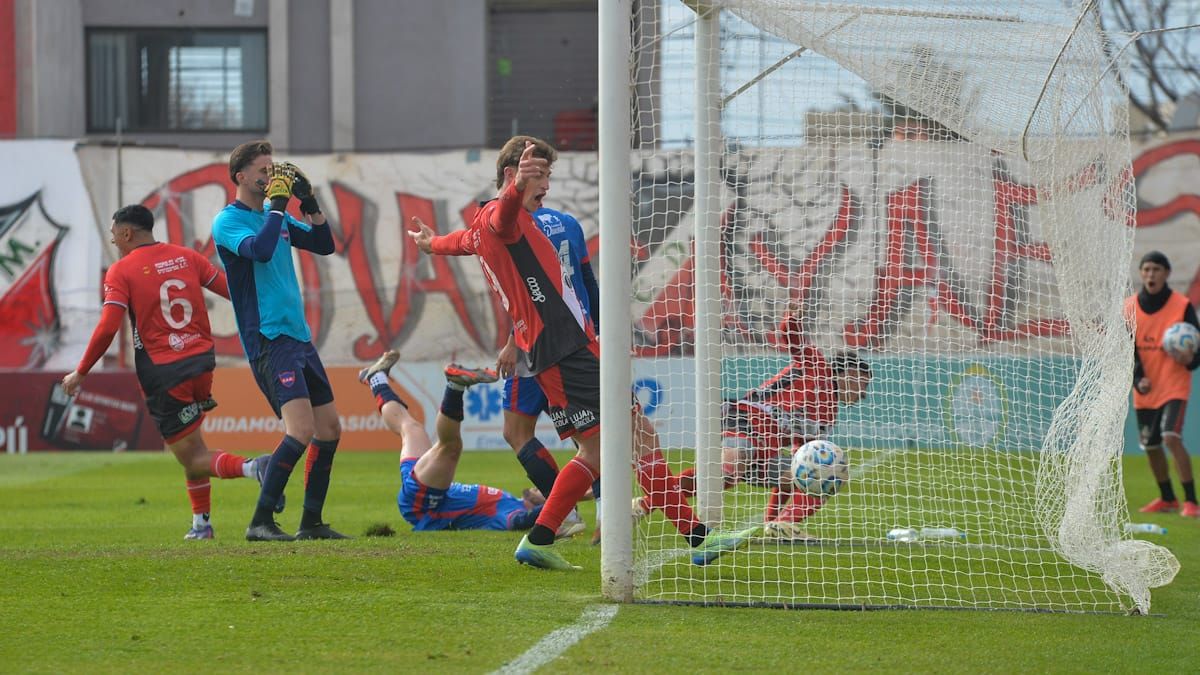Emiliano Ozuna abrió el marcador para el Deportivo Maipú. Emiliano Ozuna abrió el marcador para el Deportivo Maipú.