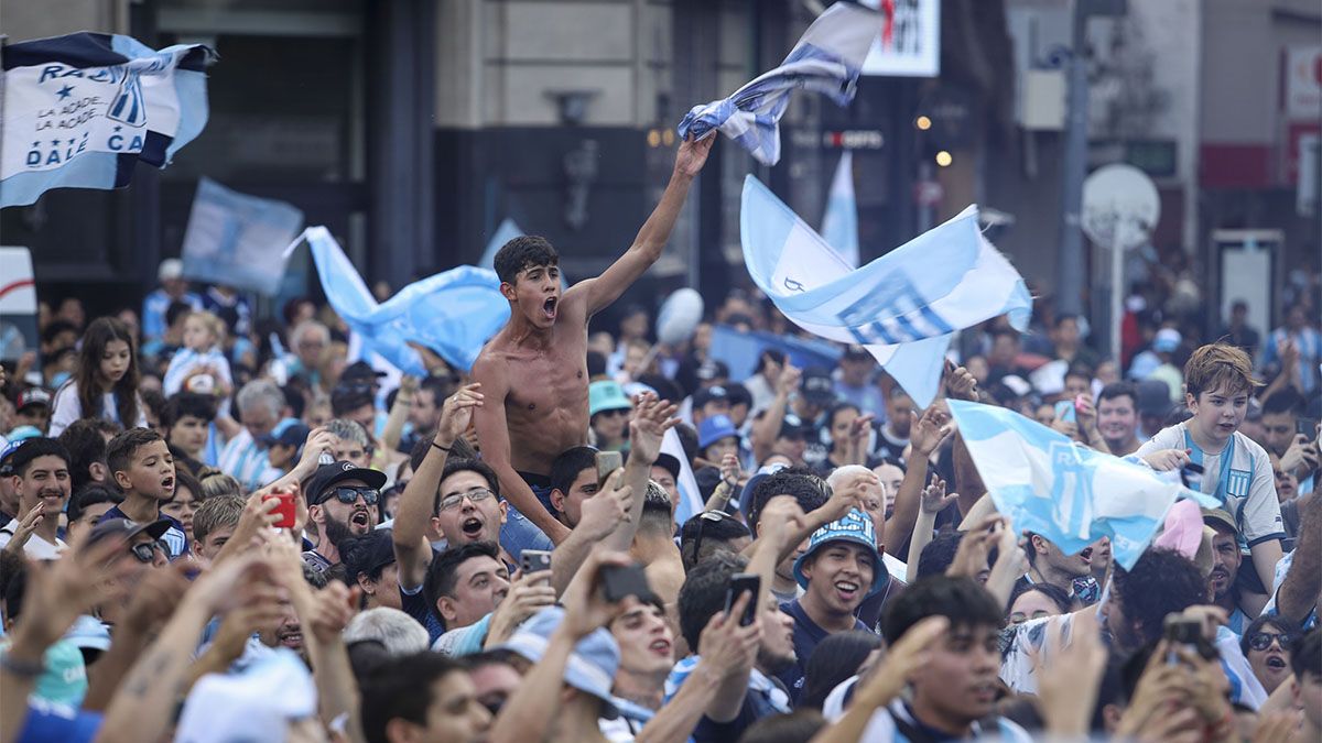 La Conmebol condenó los hechos de violencia contra los hinchas de Racing en Brasil y estudia sanciones.