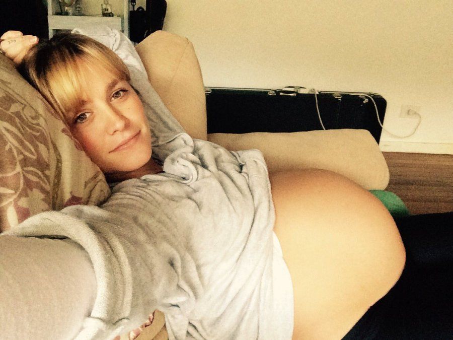 Nació Lupe, la hija de Rochi Igarzábal, la actriz que dejó la televisión para viajar con su amor