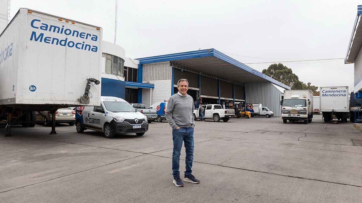 La Camionera Mendocina es marca identitaria de la provincia y una de las firmas más importantes del transporte de cargas a nivel nacional. La Camionera Mendocina es marca identitaria de la provincia y una de las firmas más importantes del transporte de cargas a nivel nacional.