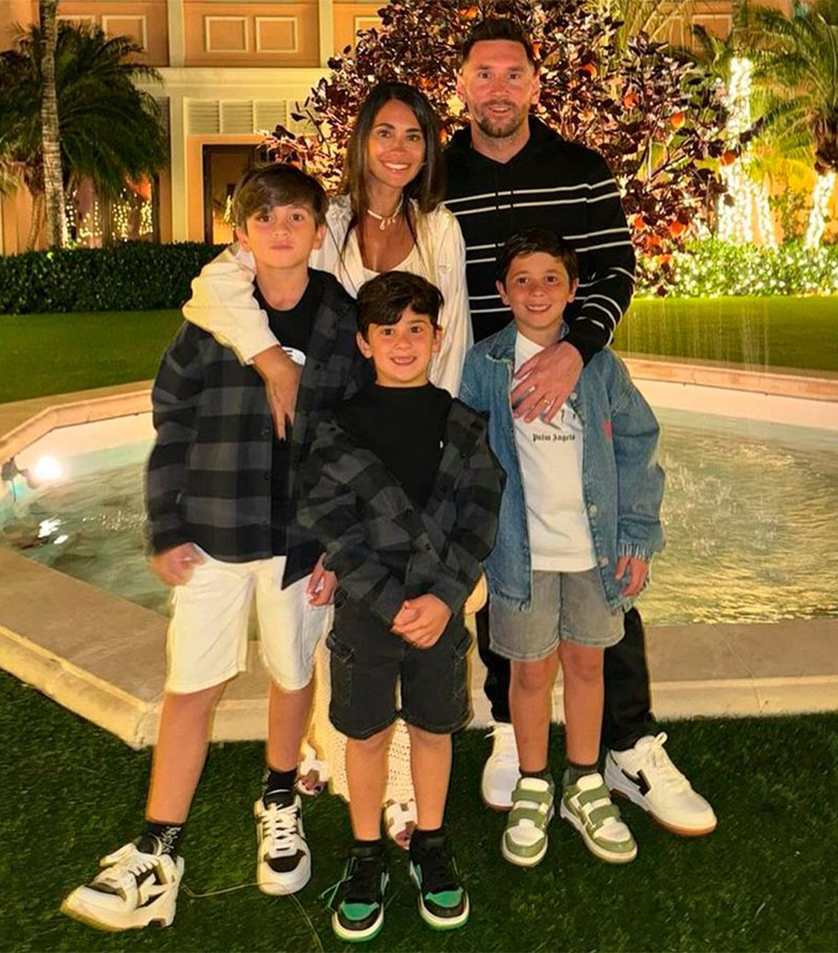 Lionel Messi y su linda familia. Lionel Messi y su linda familia.