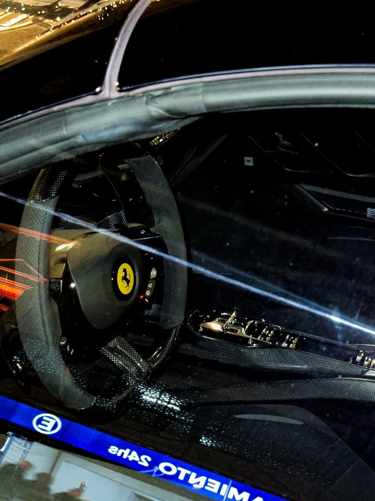 Los fanáticos no dejaron detalle si fotografiar. ¿Cuándo volverán a ver un auto de estas características? Foto: Instagram @chinocarspotter Los fanáticos no dejaron detalle si fotografiar. ¿Cuándo volverán a ver un auto de estas características? Foto: Instagram @chinocarspotter