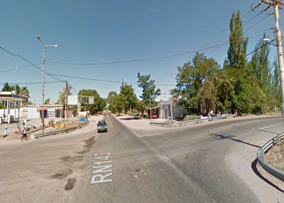 Se bajó del colectivo y la asaltaron con un arma de fuego