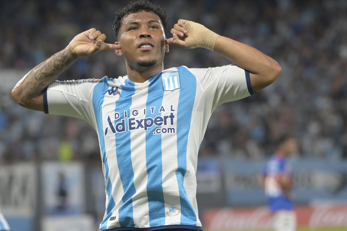 Racing sumó sus primeros puntos en la Copa de la Liga Racing sumó sus primeros puntos en la Copa de la Liga