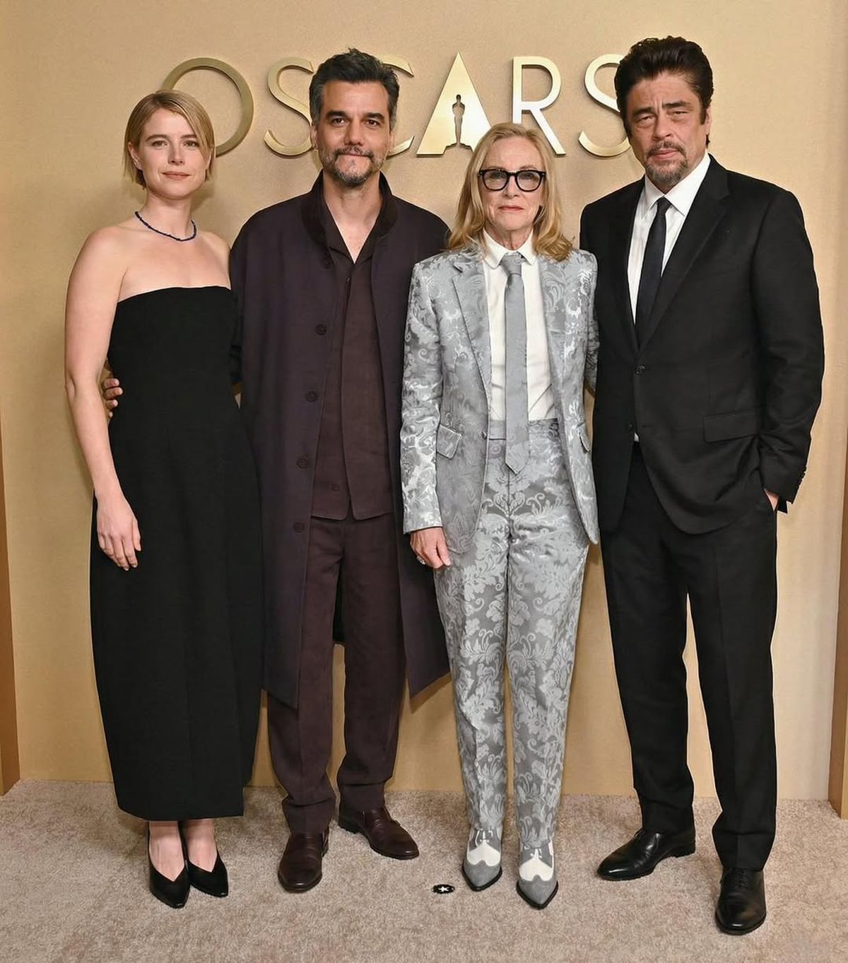 Jessie Bluckey (Hamnet), Wagner Moura (El agente secreto), Amy Madigan (Weapons) y Benicio del Toro (Una batalla tras otra). Jessie Bluckey (Hamnet), Wagner Moura (El agente secreto), Amy Madigan (Weapons) y Benicio del Toro (Una batalla tras otra).