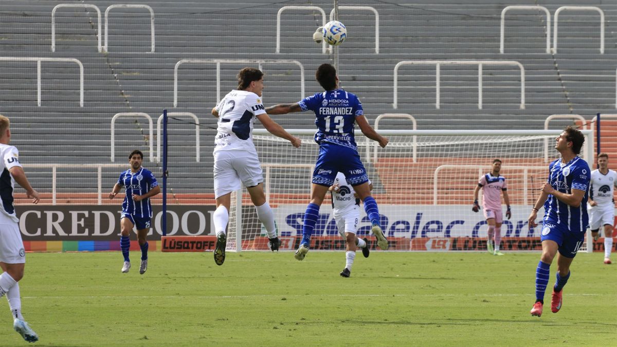 La Lepra y el Tomba quieren pelear arriba.