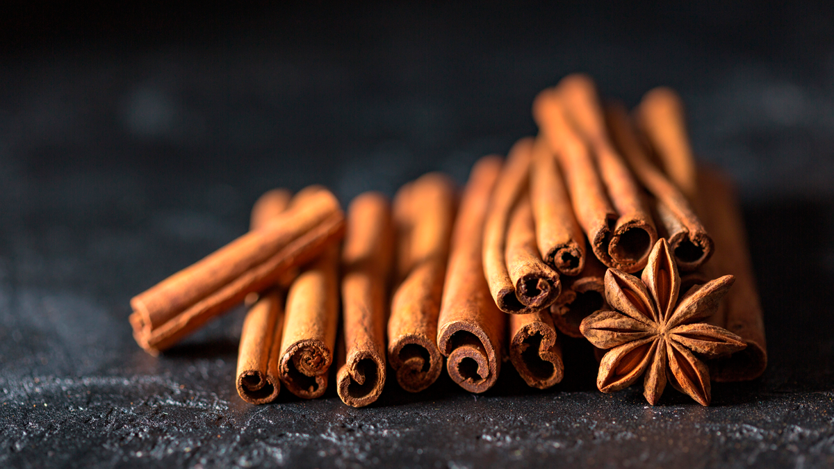 Con la canela se puede preparar uno de los mejores remedios caseros para saciar el hambre.