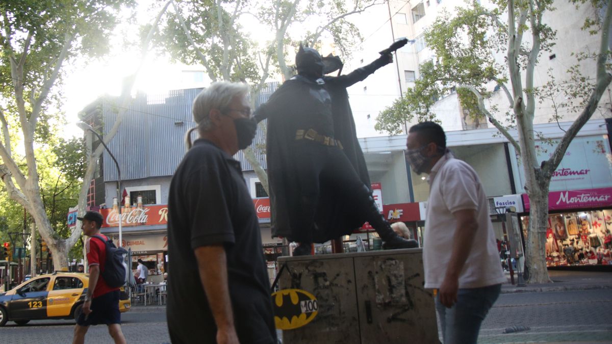 La escalada de nuevos casos de coronavirus en Mendoza preocupa a las autoridades sanitarias.