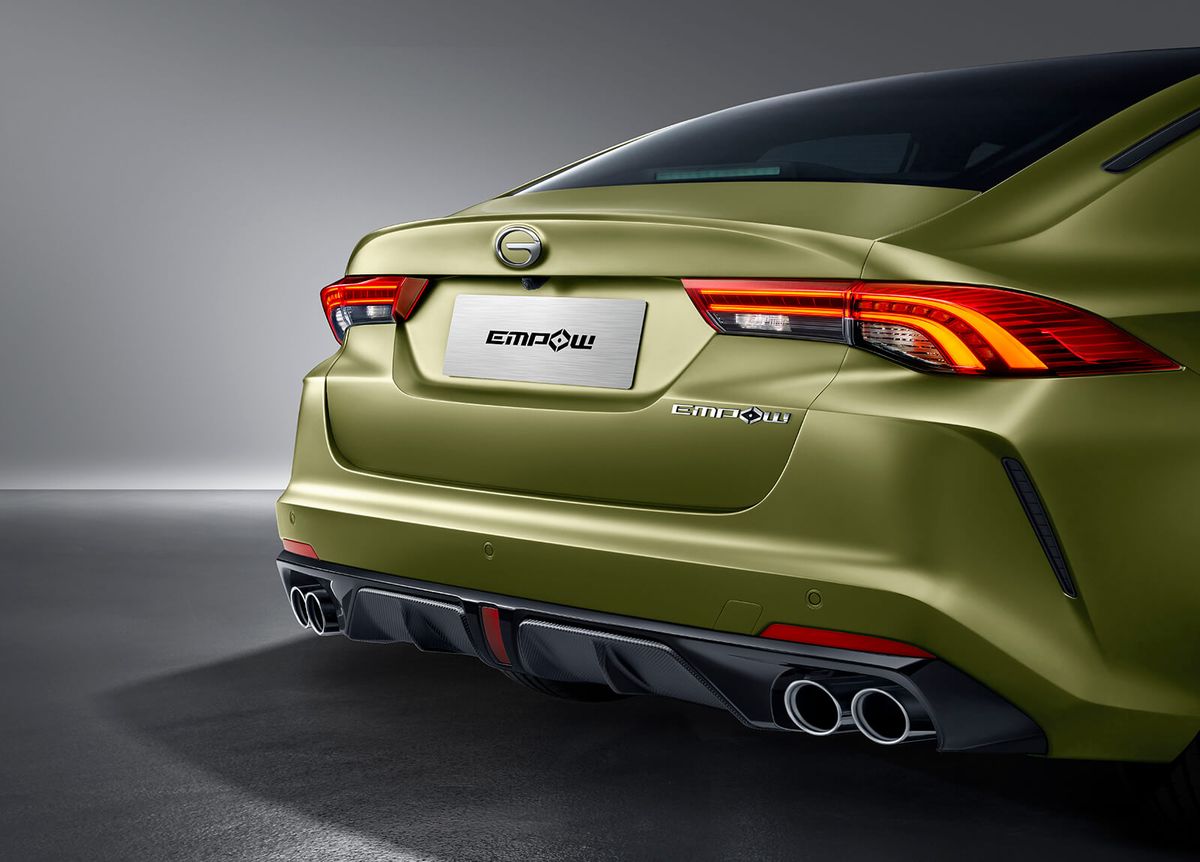 Un sedán chino llega a la Argentina y preocupa a Toyota