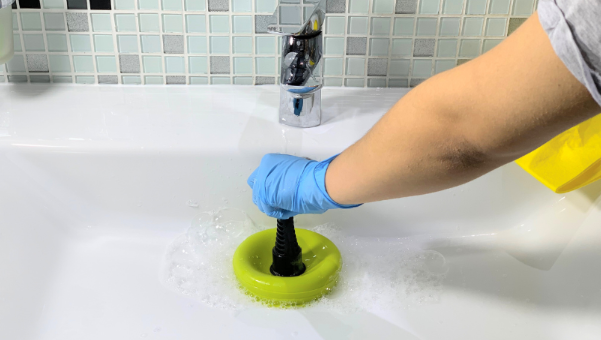 El producto de limpieza de Mercadona que elimina las obstrucciones de las tuberías